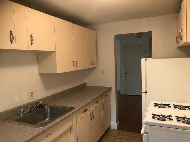 4 Menotomy Rd. - Photo 3 of 12