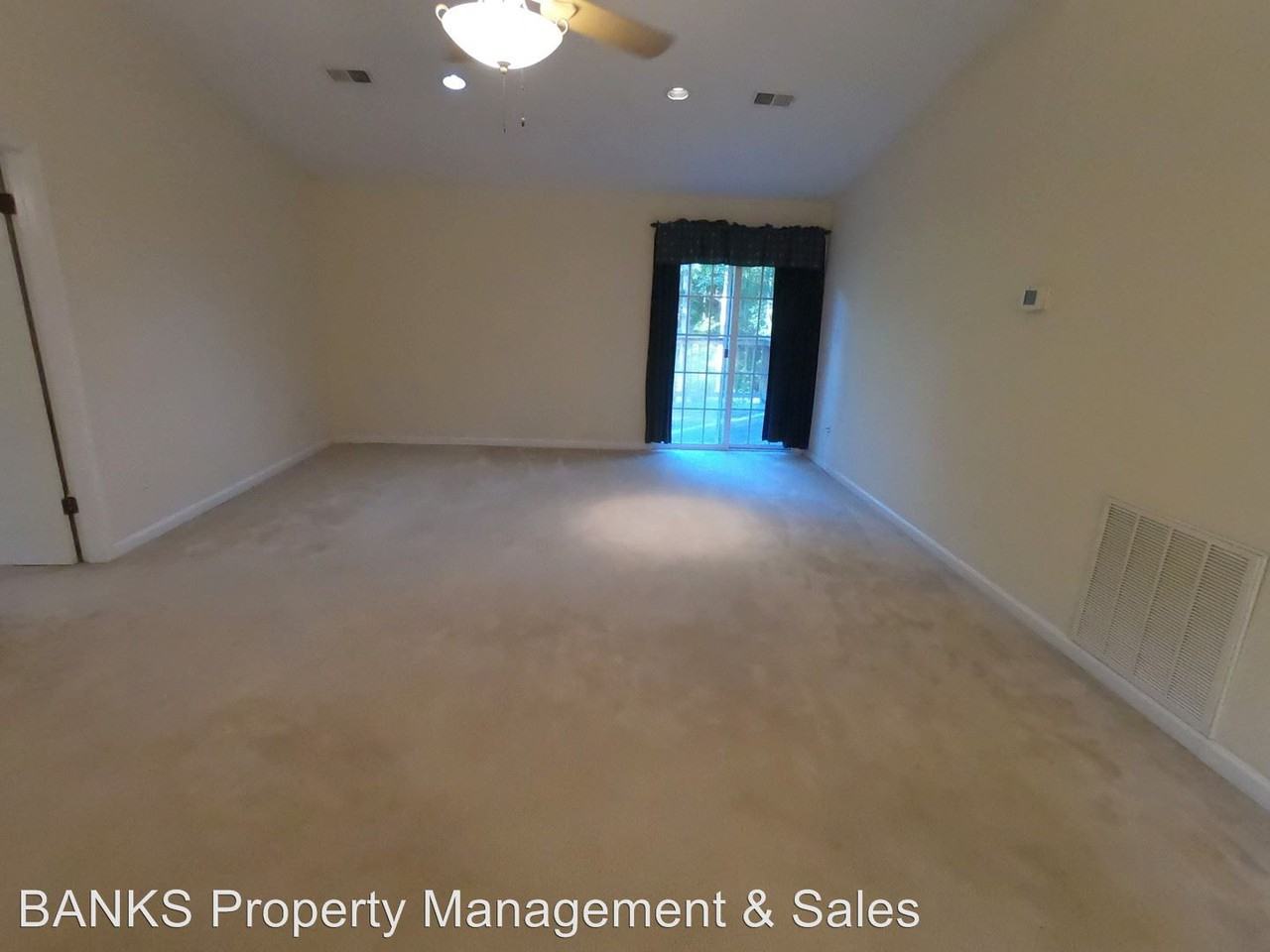 51 Sparky Ct - Photo 3 of 37