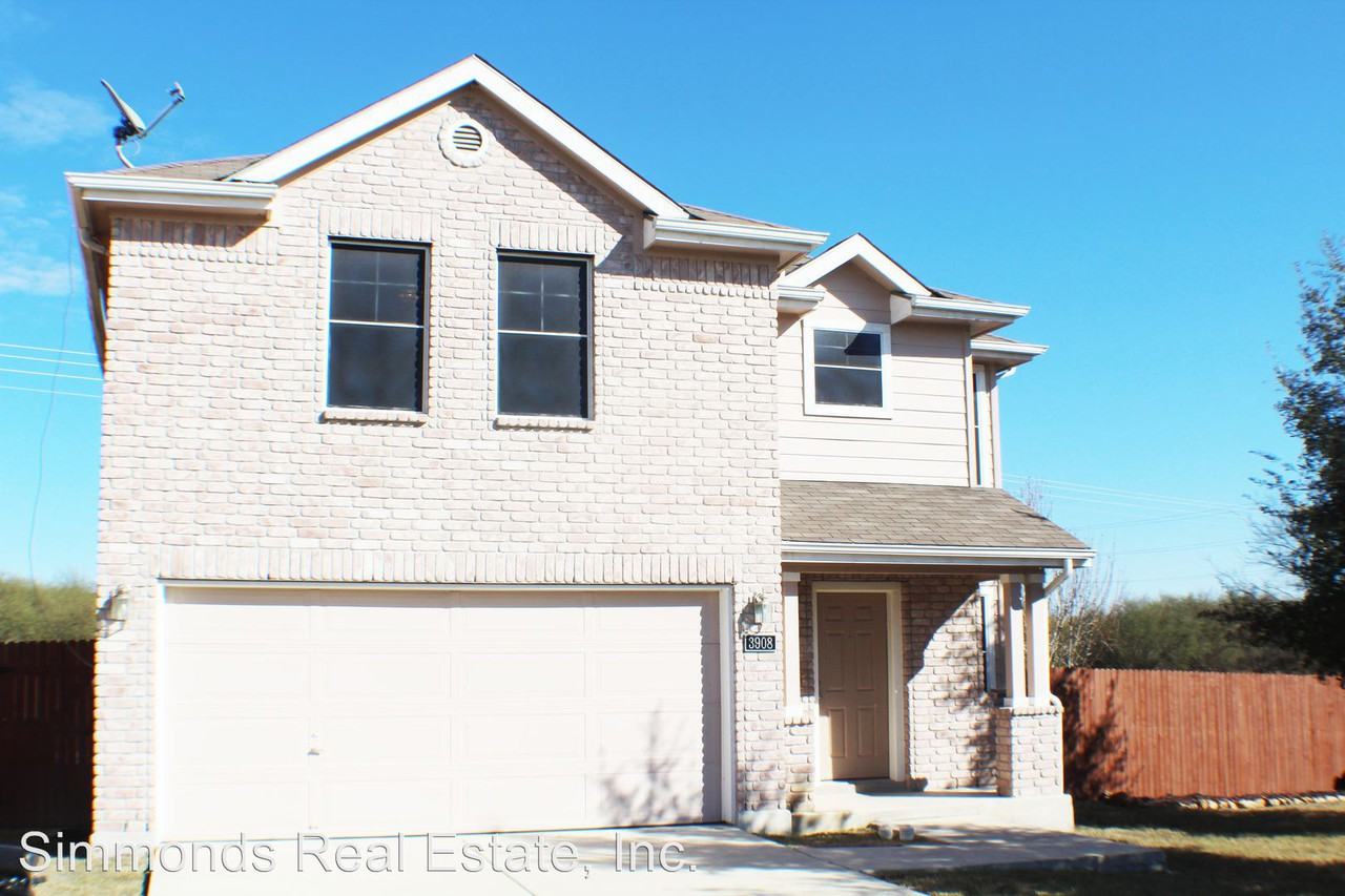 3908 Whisper Point - Photo 2 of 30