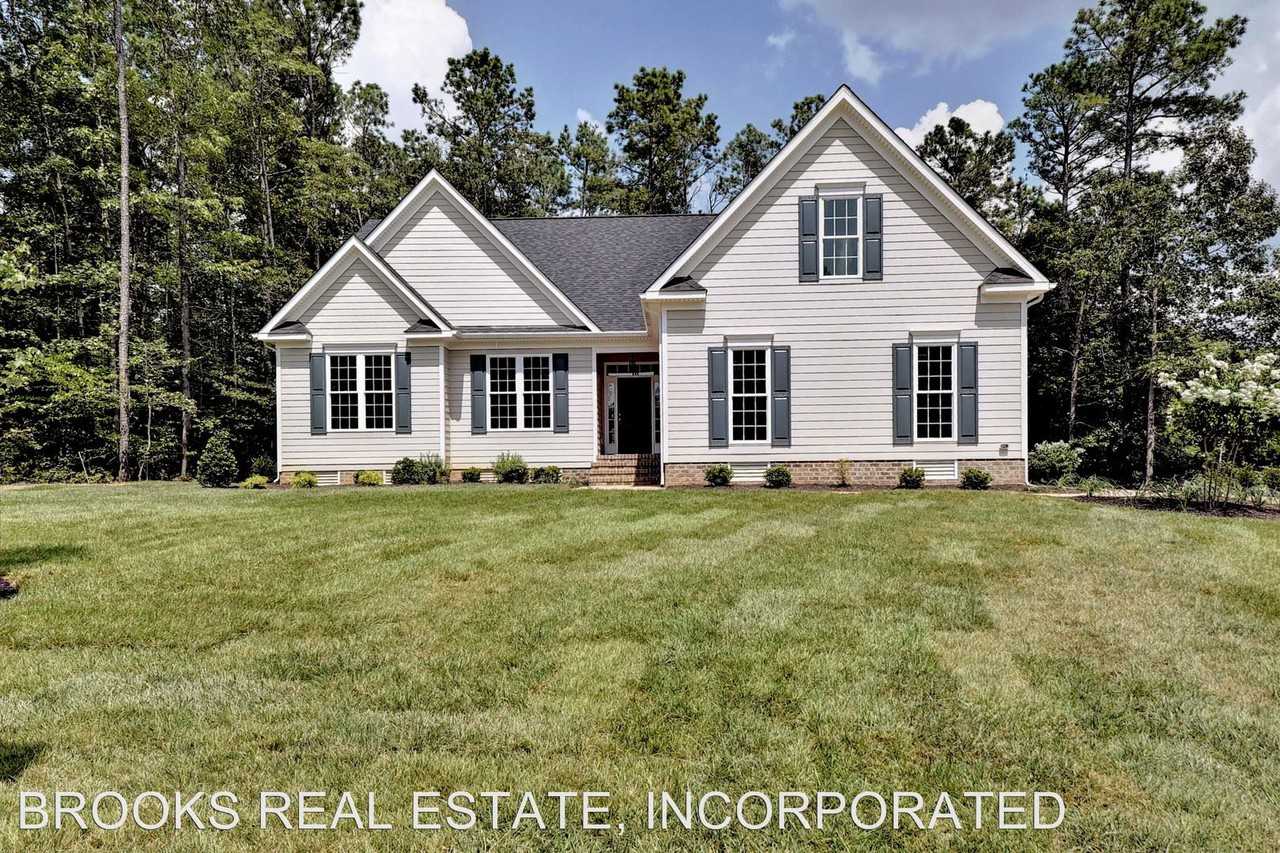 5253 Linkshire Lane - Photo 3 of 35