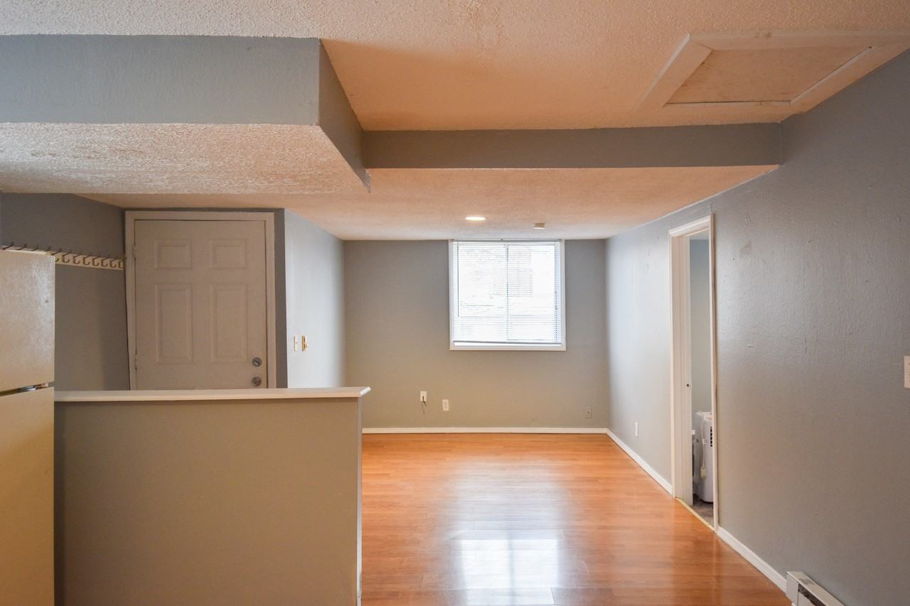 1701 Fletcher Ave - Photo 3 of 8