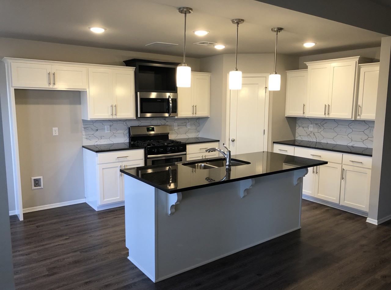 14310 S New Haven Ave - Photo 5 of 19