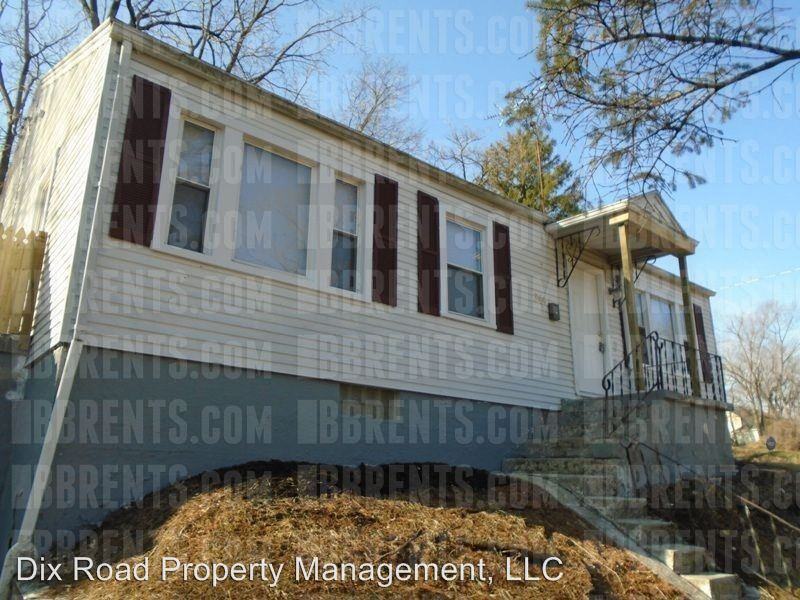 344 West Parkwood Drive - Photo 2 of 15