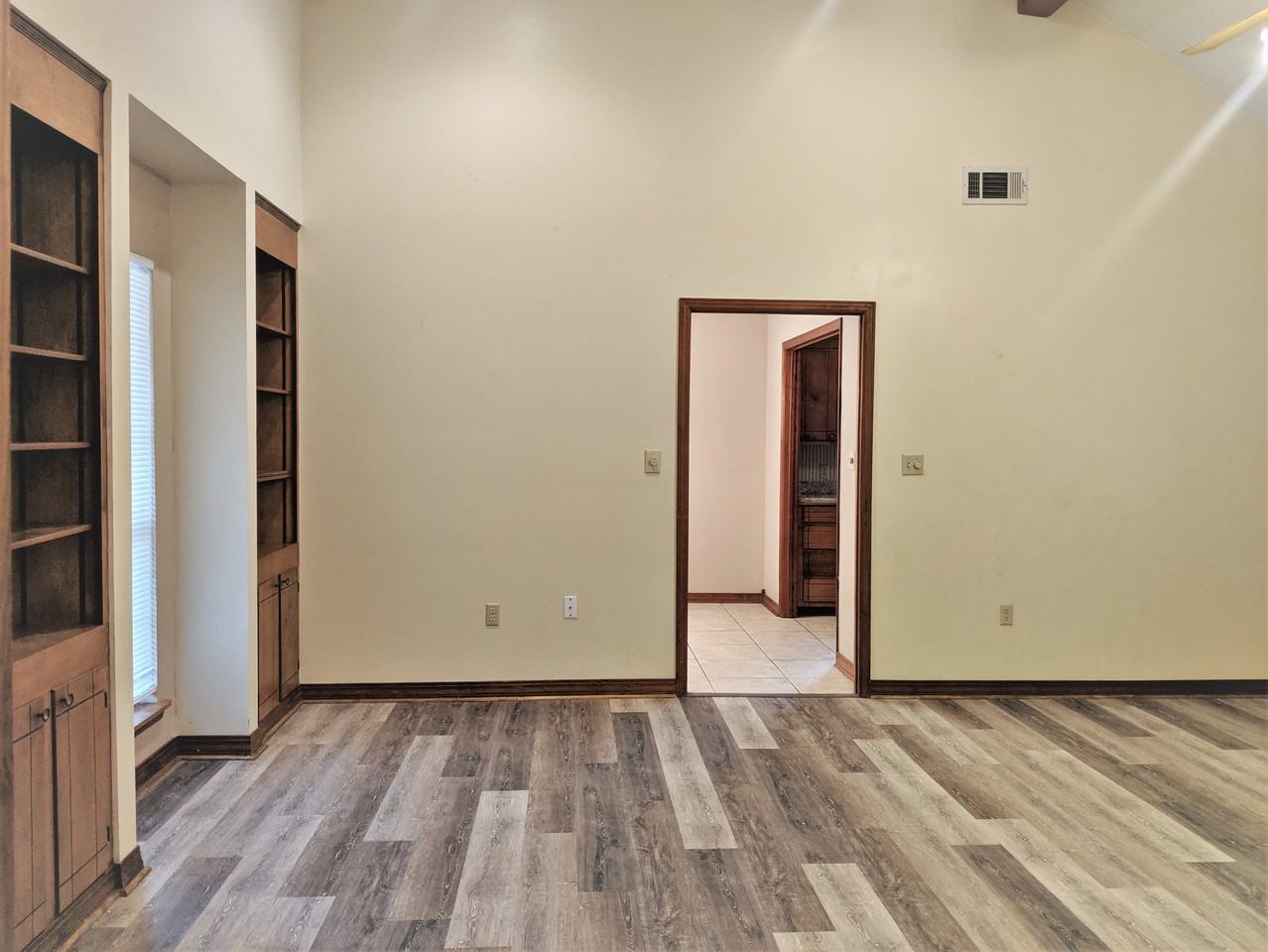 103 Melissa Lane - Photo 2 of 35