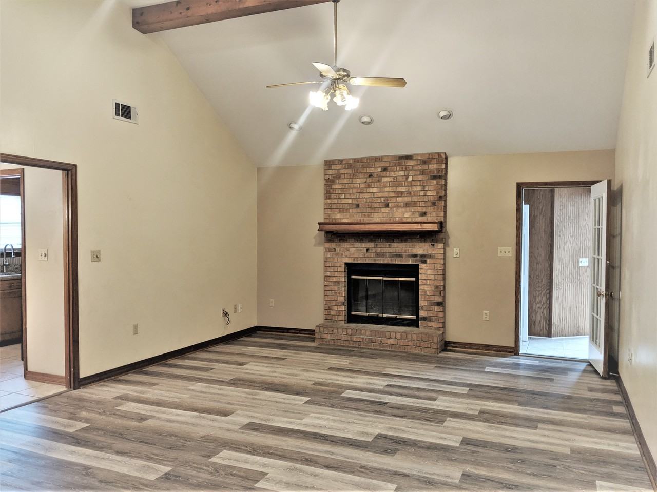103 Melissa Lane - Photo 3 of 35
