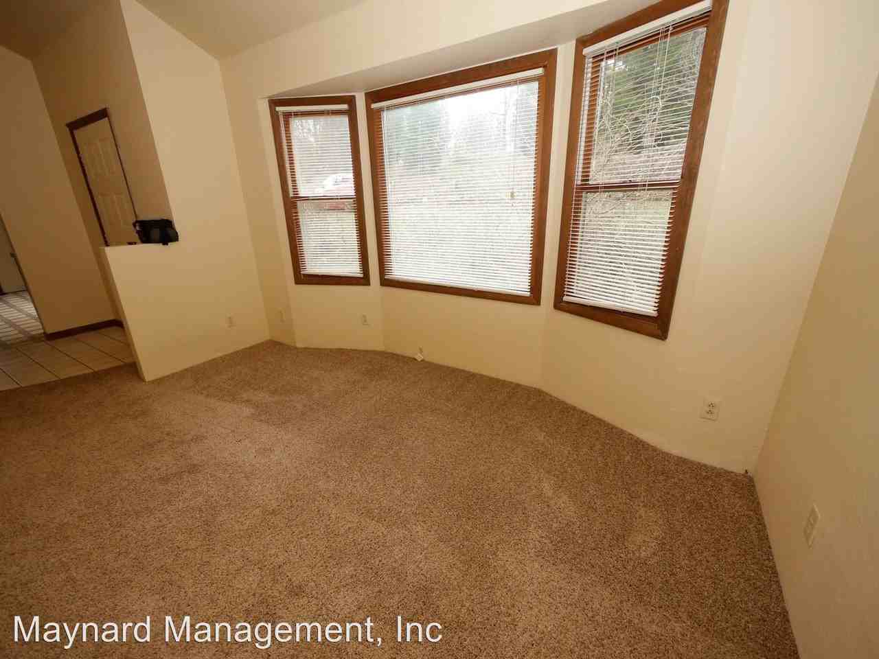 99 Parsons Ln. - Photo 3 of 13