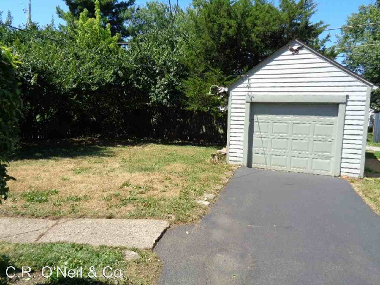 156 E. Royal Forest Boulevard - Photo 3 of 15