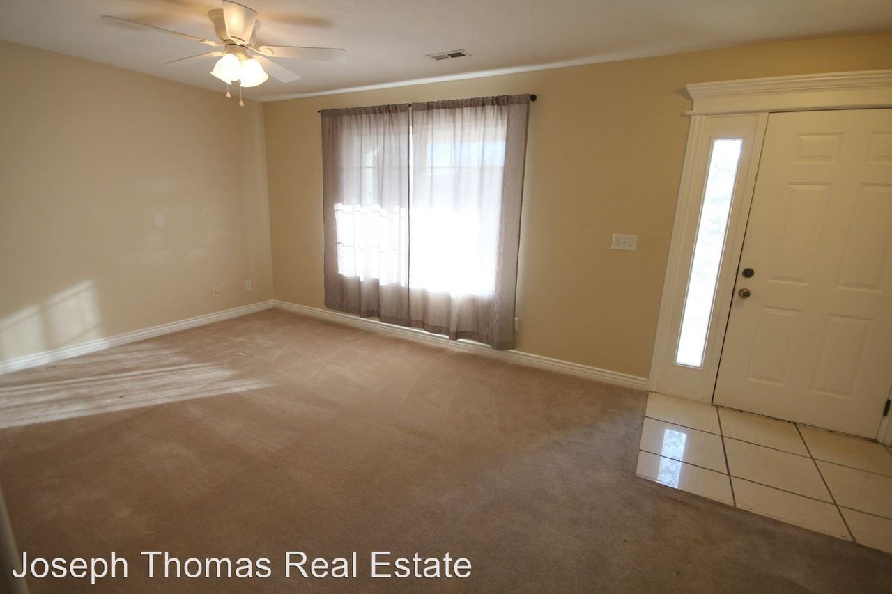 2872 W 160 N - Photo 3 of 12