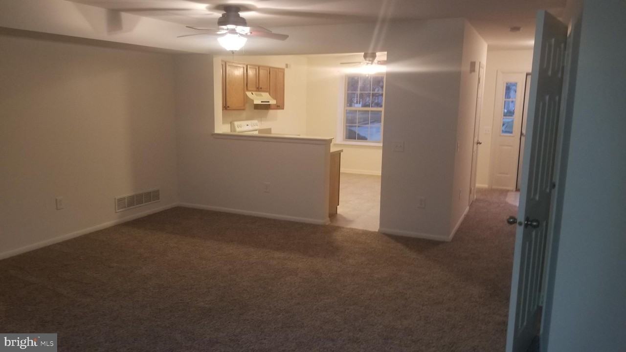 166 Frederic Court - Photo 2 of 14