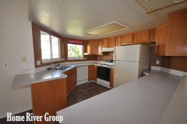 5600 S Tecoma Pl - Photo 2 of 15