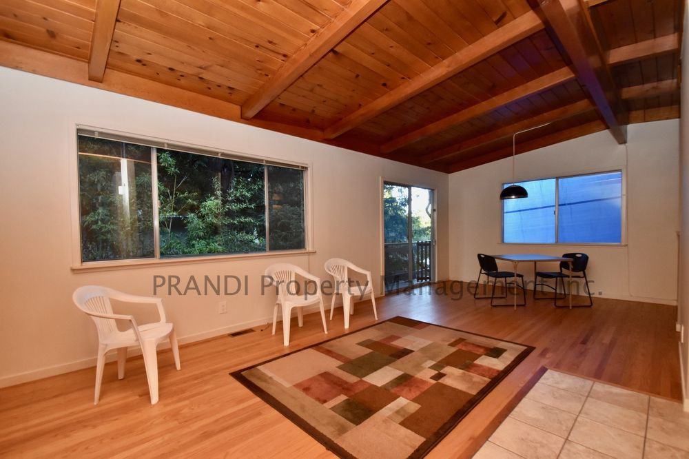 215 Bungalow Avenue - Photo 2 of 23