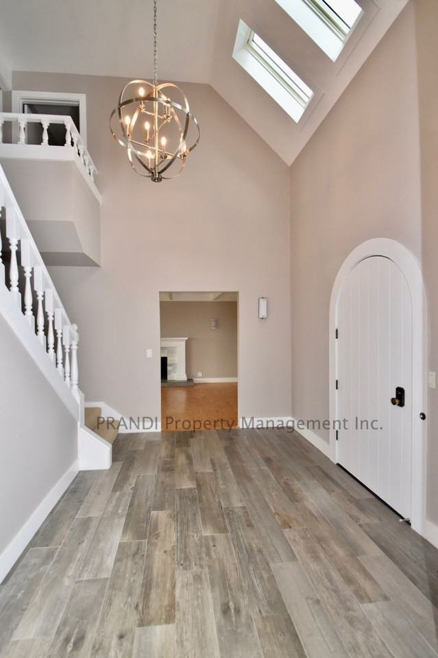 236 Margarita Drive - Photo 2 of 26