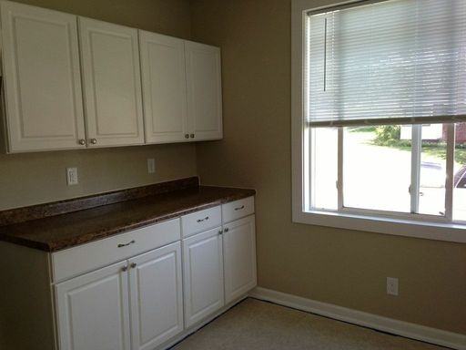 102 6th St - Photo 2 of 13