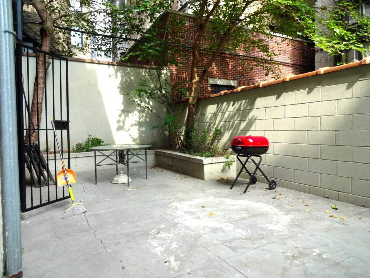 West End Avenue & Broadway #GR