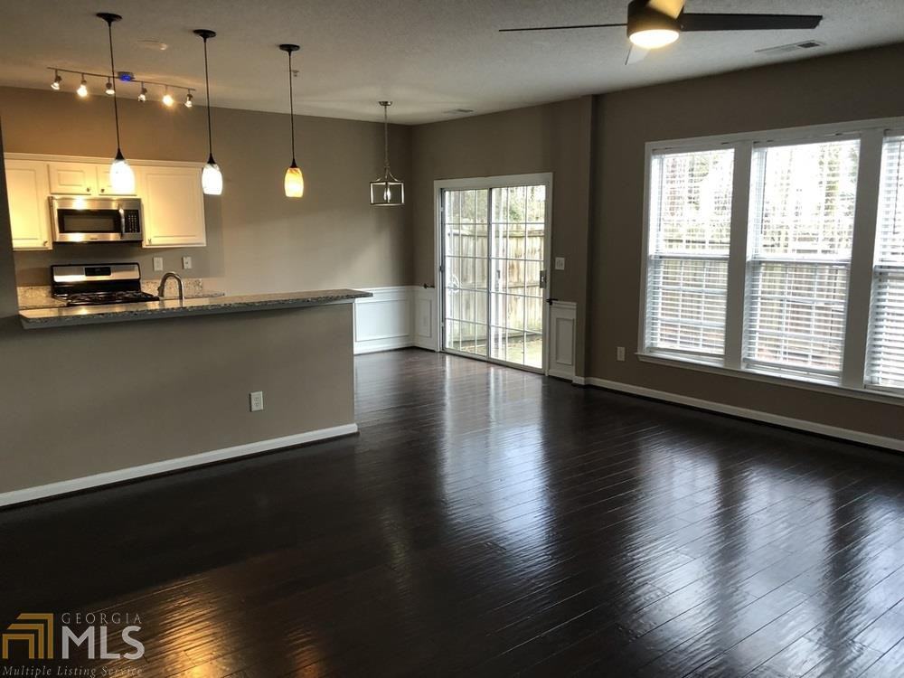 132 Regent Pl - Photo 3 of 19