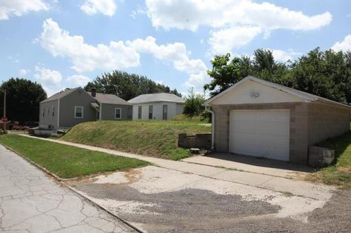 2022 N 2nd St - Photo 2 of 6