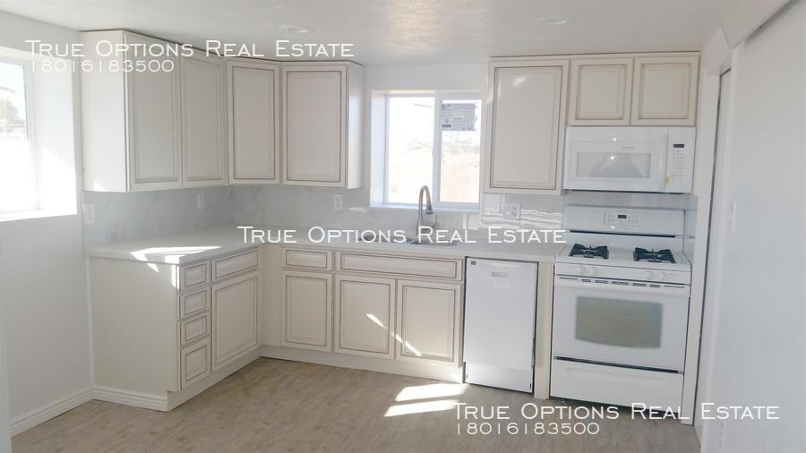 1244 S 100 E - Photo 2 of 27