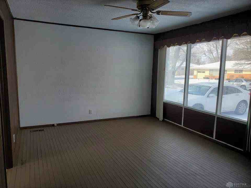 417 North St - Photo 3 of 15