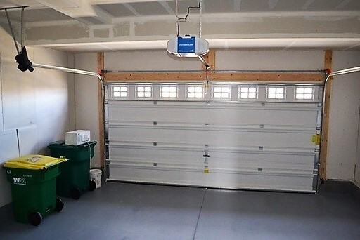 2215 Summerhill Drive - Photo 2 of 17
