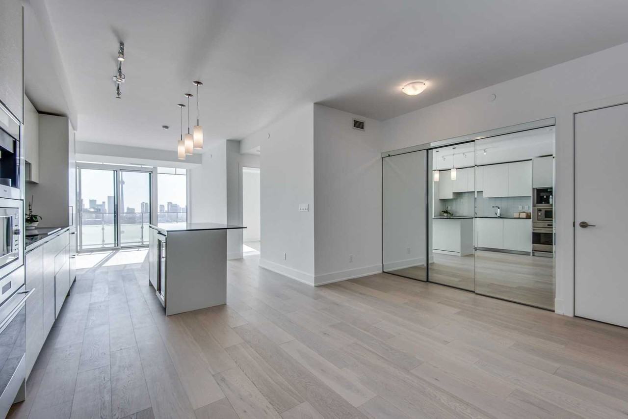 200 Bloor Street West - Photo 2 of 13