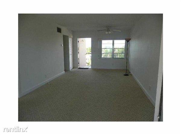 4143 N Ocean Blvd - Photo 3 of 11