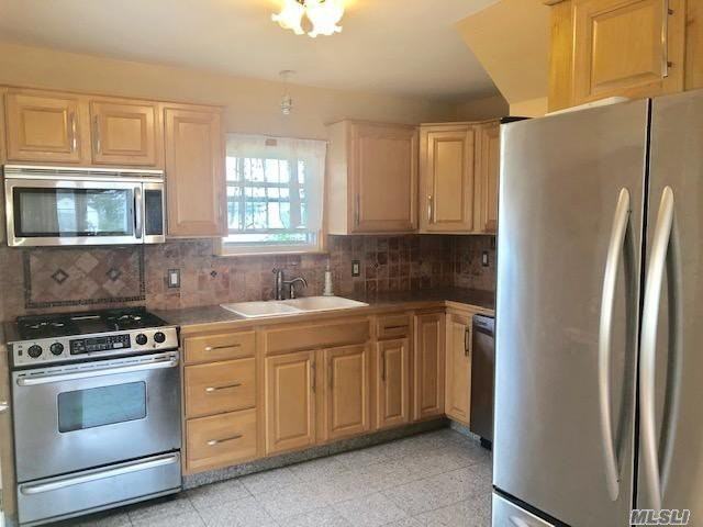 191 Forest St - Photo 2 of 16
