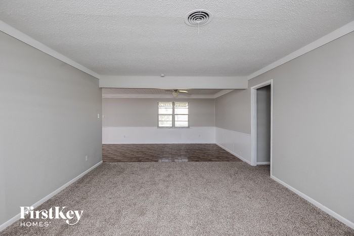 2500 Duringer Road - Photo 3 of 15