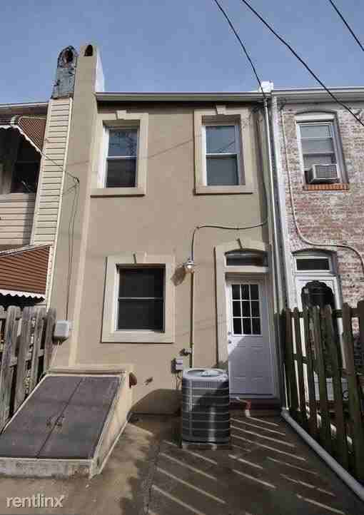 618 Fagley St - Photo 3 of 19