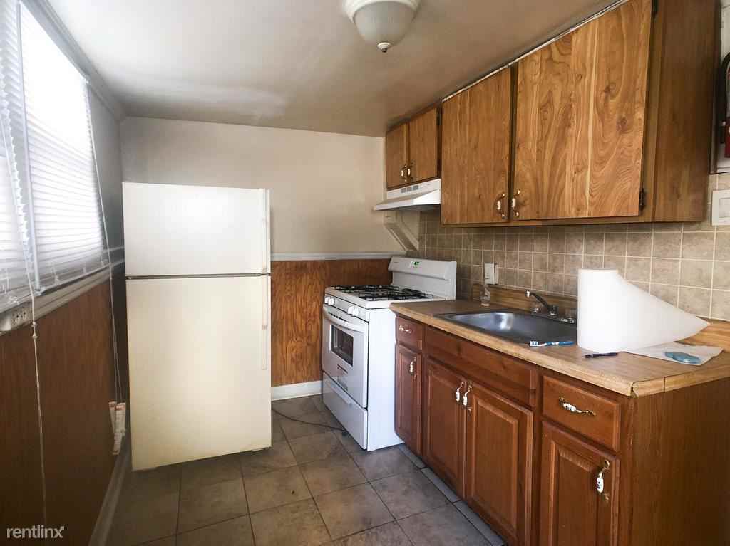 1219 N 29th St 1st Floor - Photo 2 of 18