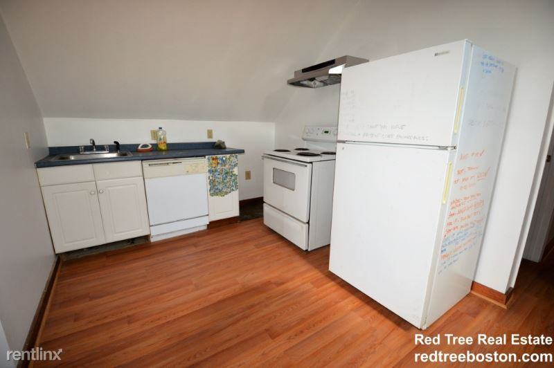803 Boylston St 4 - Photo 3 of 6