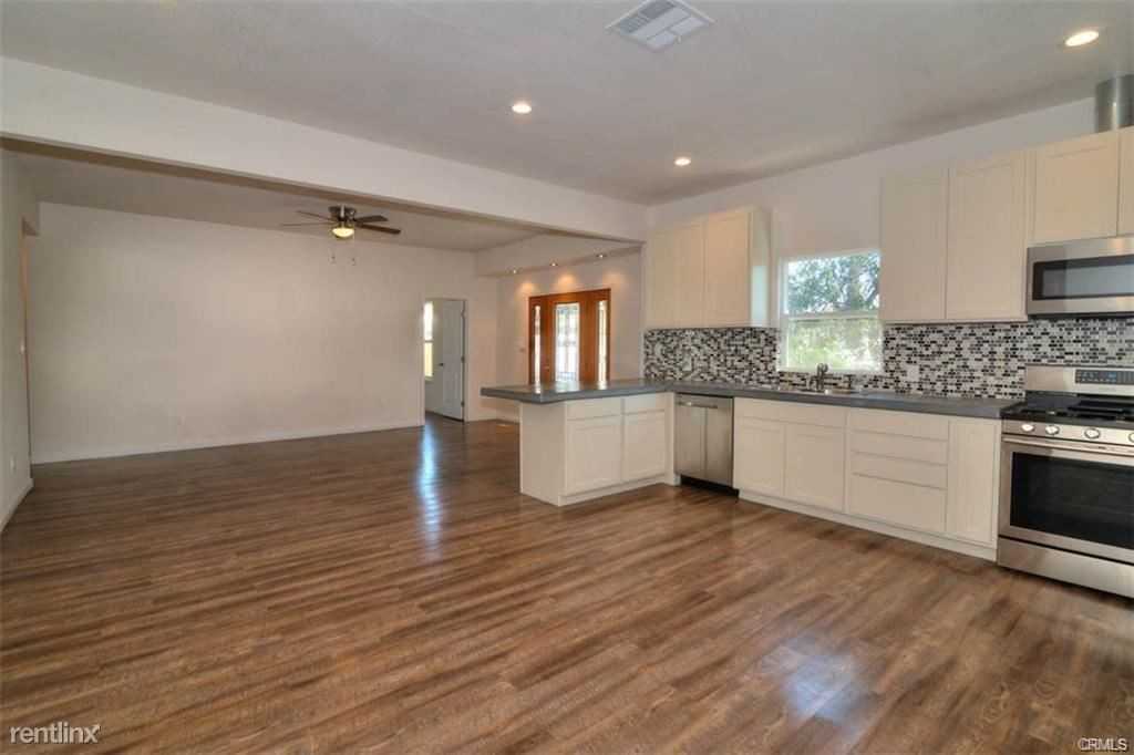 937 Arnold Dr - Photo 2 of 5