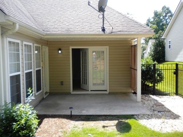 179 Avondale Cir - Photo 2 of 18