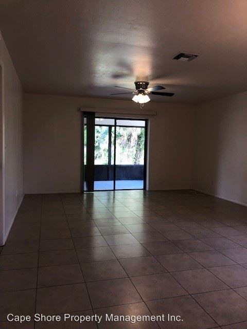 805 Se 24 Ave - Photo 3 of 16
