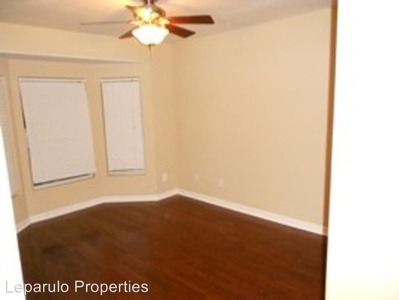 4140 Bothwell Terrace - Photo 3 of 15