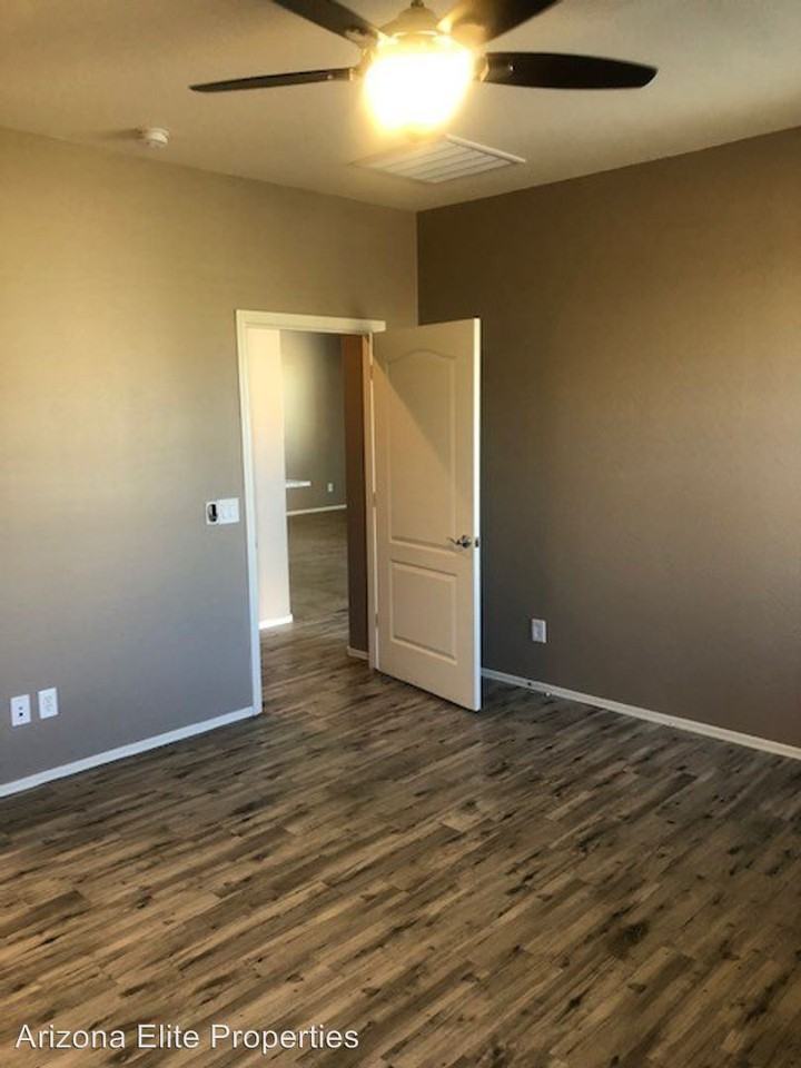 3359 N Arco - Photo 2 of 21