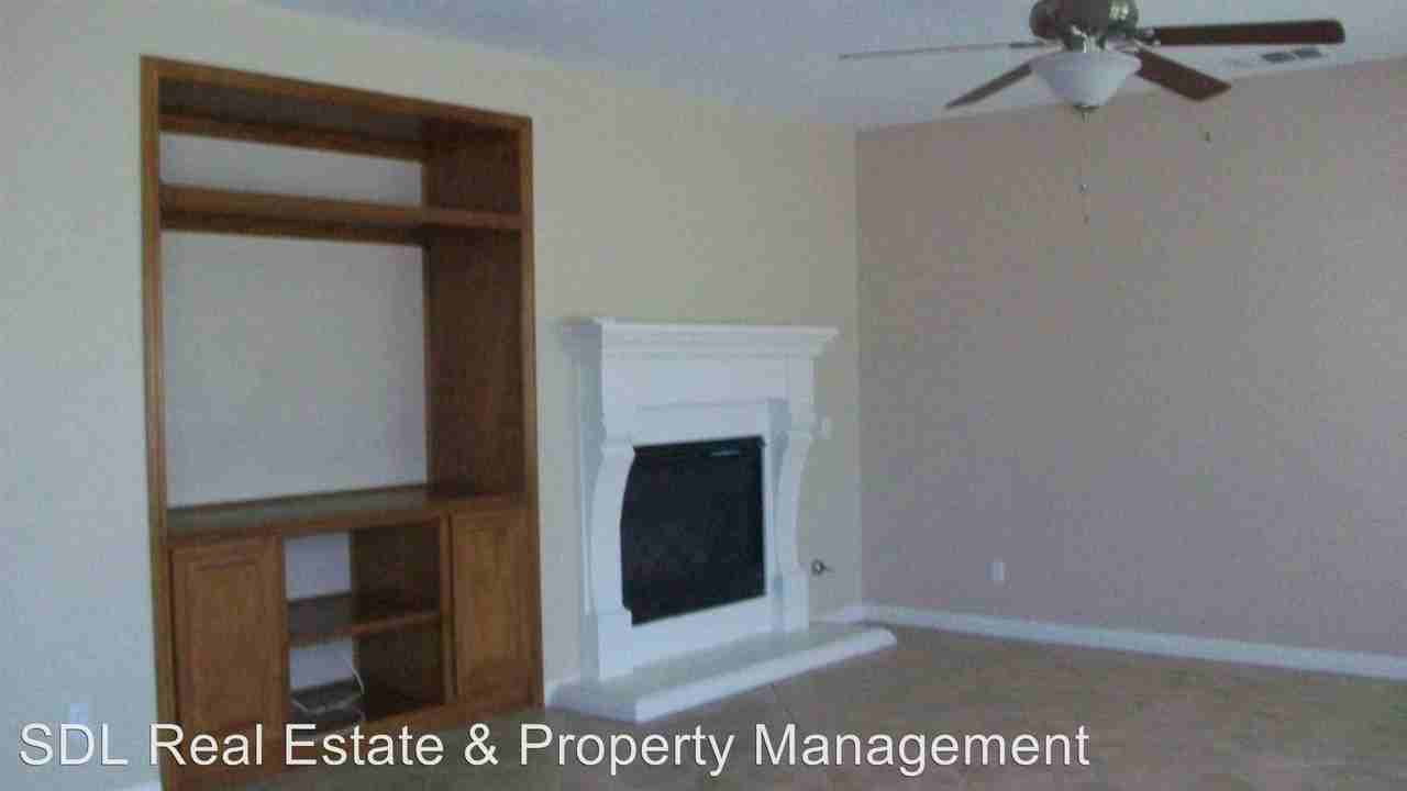 32207 Spun Cotton Drive - Photo 2 of 8