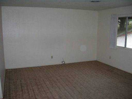 422 Russells Rd - Photo 2 of 10