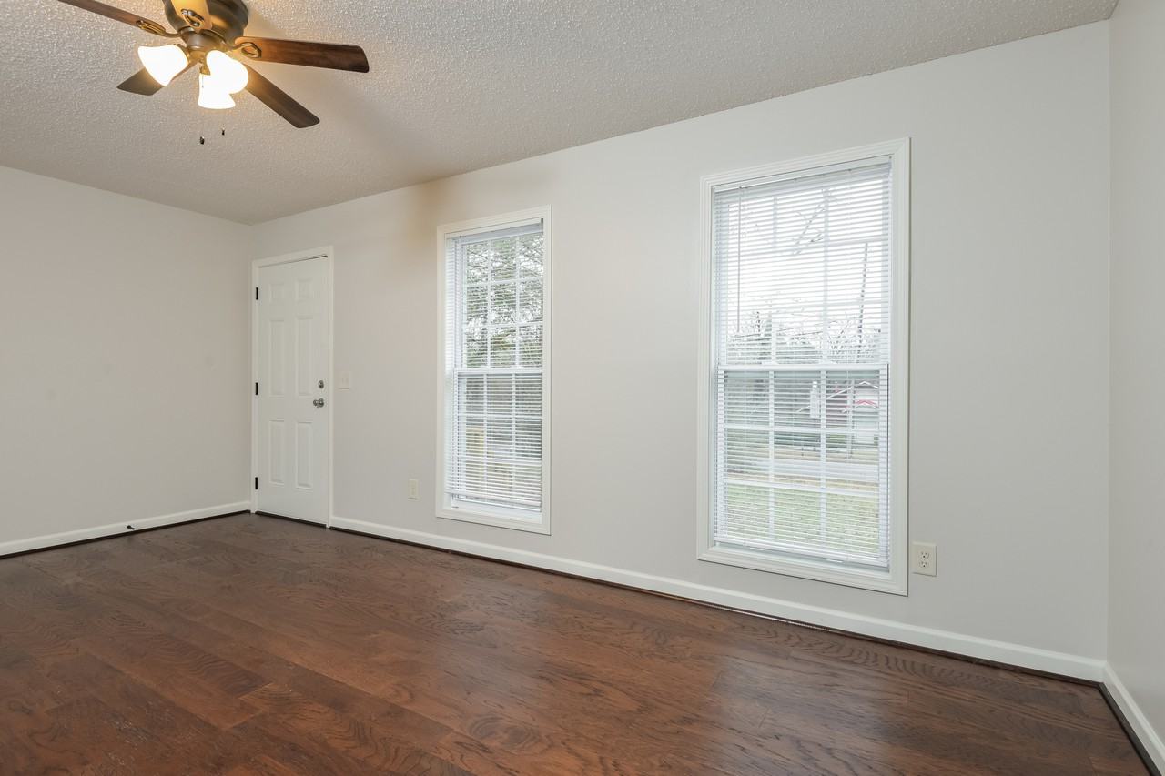 5320 Dewey Heights Rd - Photo 3 of 14