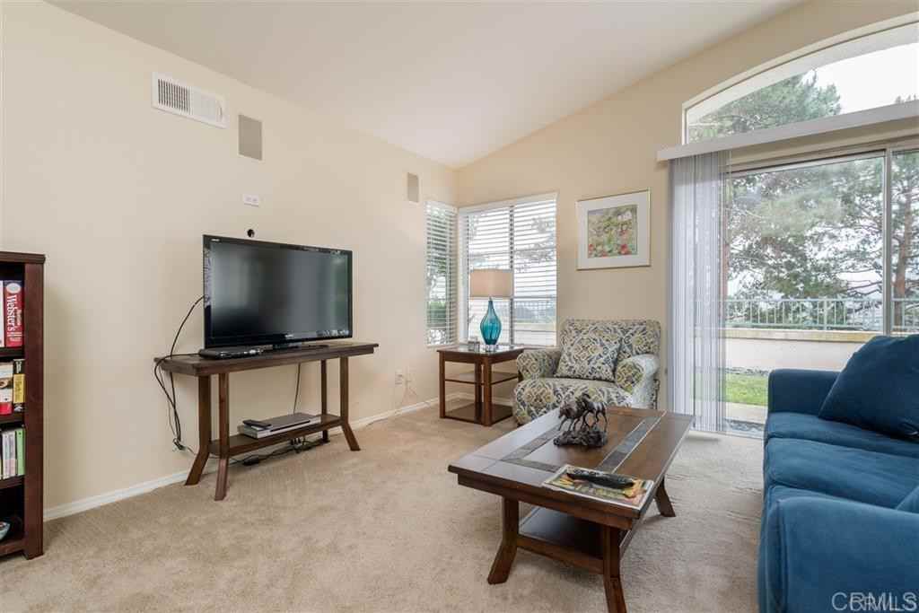 1043 Torrey Pines Road - Photo 3 of 25