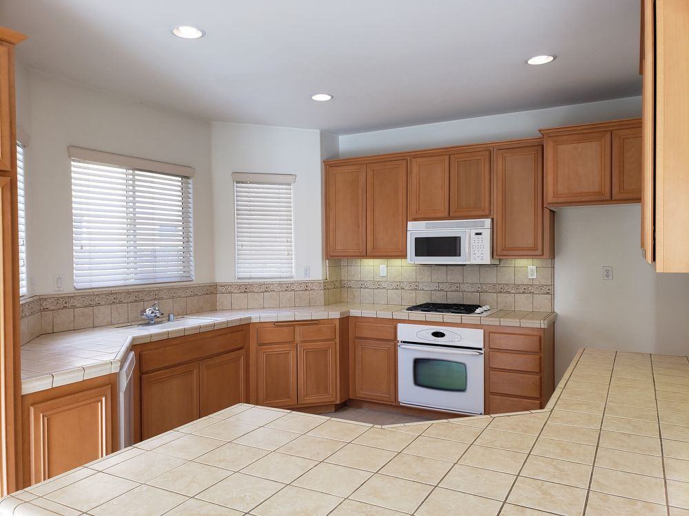 902 E Louisa Terrace - Photo 3 of 12