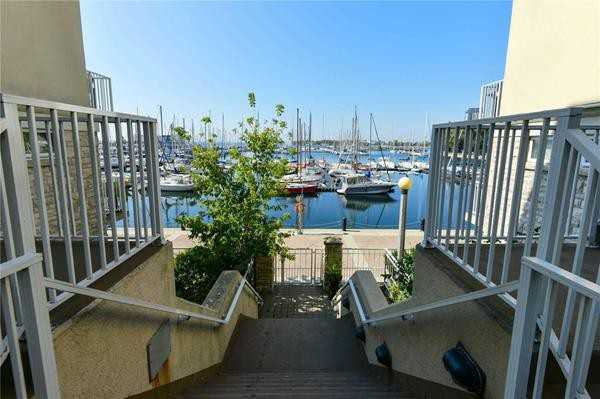 38 Stadium Road #0659