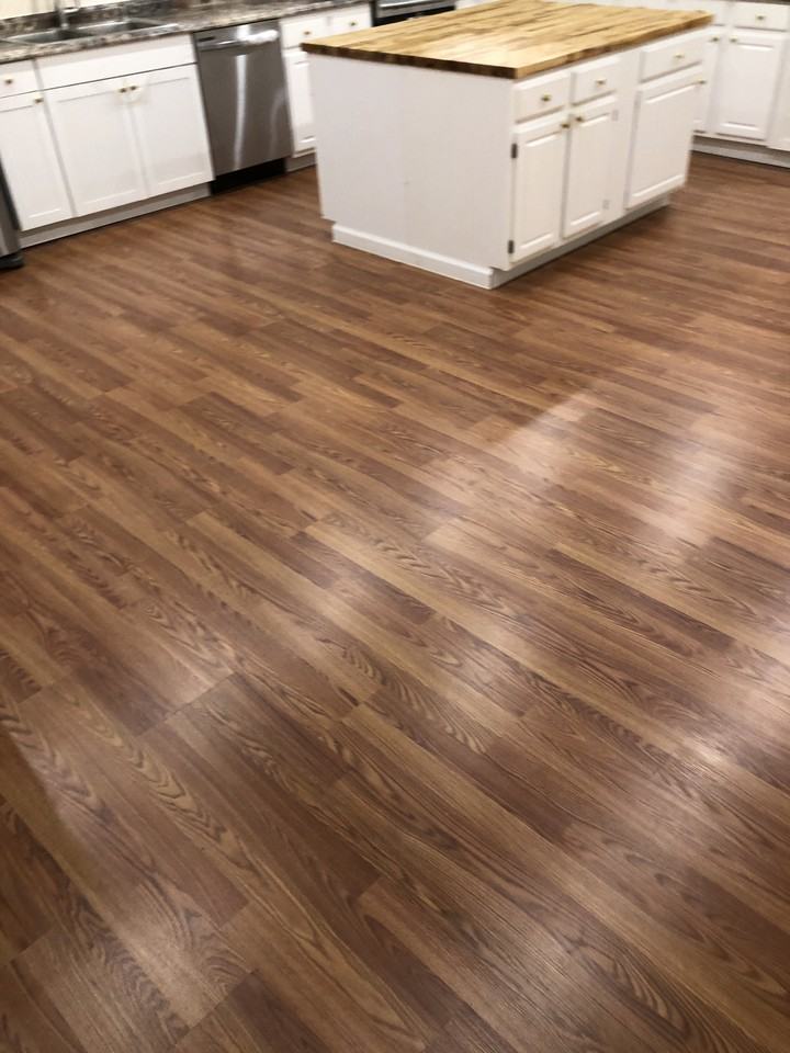 265 Robinwood Ave Whitehall 43213 - Photo 2 of 18