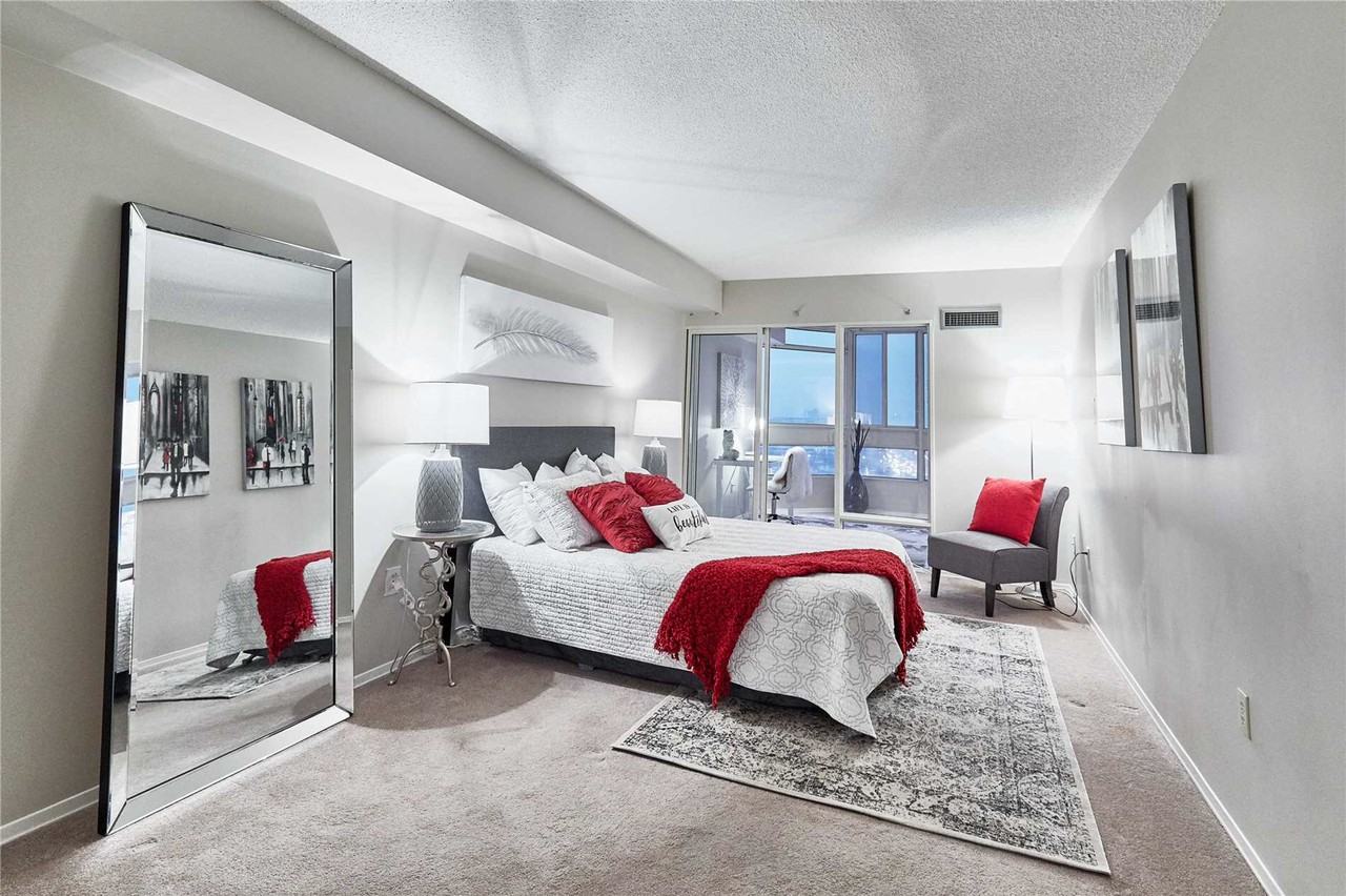 3236 Eglinton Ave E - Photo 3 of 5