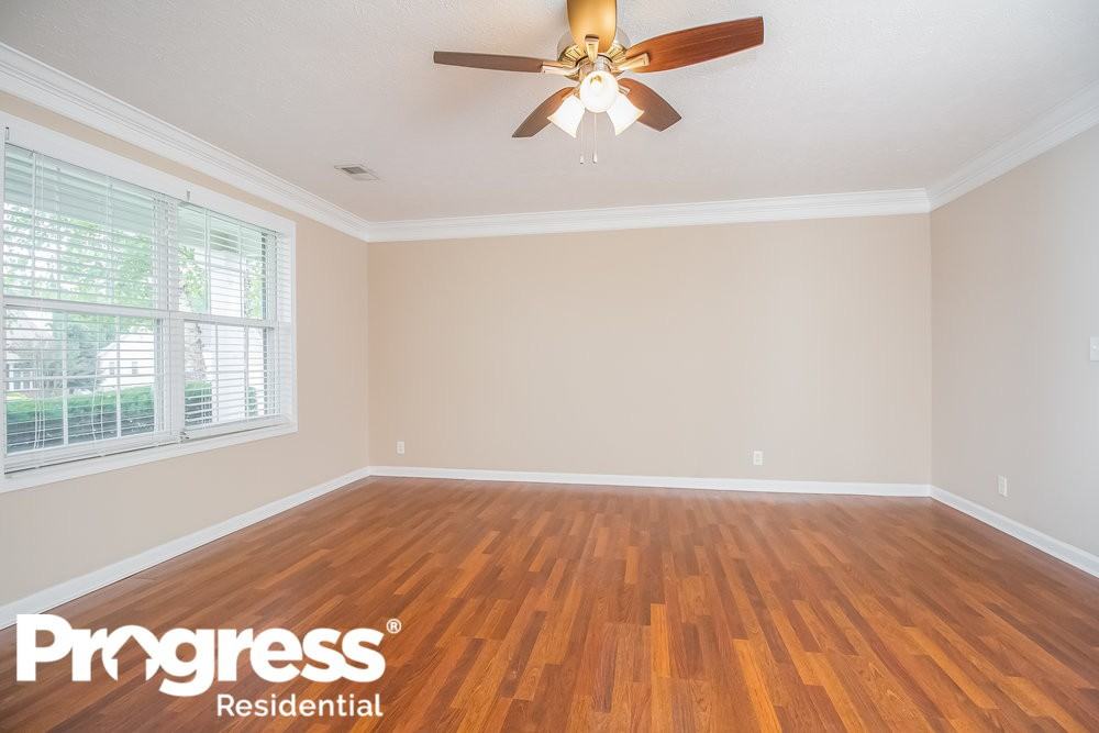2114 Loudenslager Dr - Photo 3 of 15