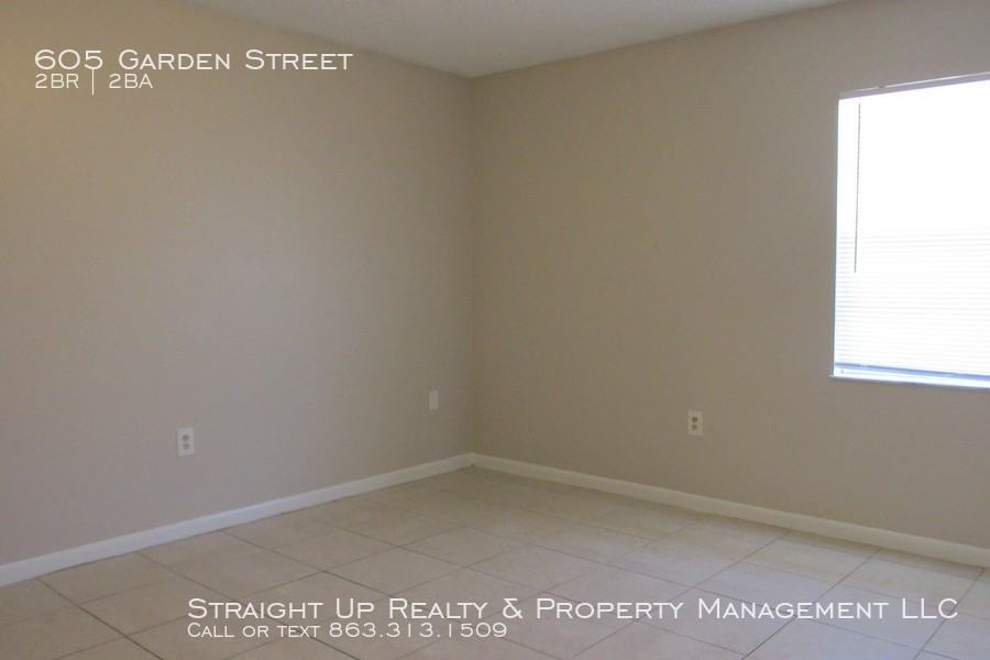 605 Garden Street - Photo 3 of 12