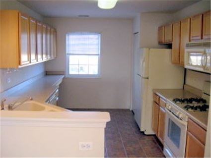 925 Sumac Ct #925 - Photo 3 of 8