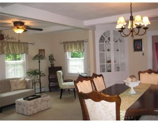 452 Hollis Rd - Photo 2 of 11