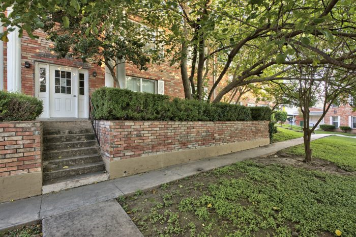 The Colony Uptown - Photo 2 of 18