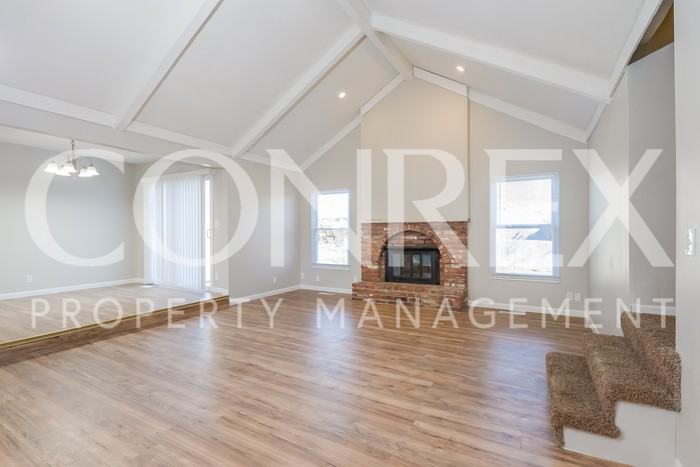 9025 Manning Avenue - Photo 2 of 8