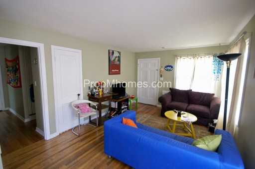 1614 NE Jarrett St - Photo 3 of 11